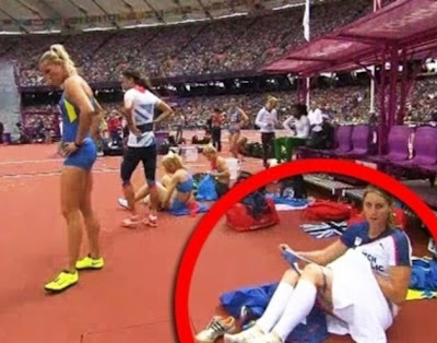 Câmera flagra atleta tirando a calcinha nas olimpiadas de 2012